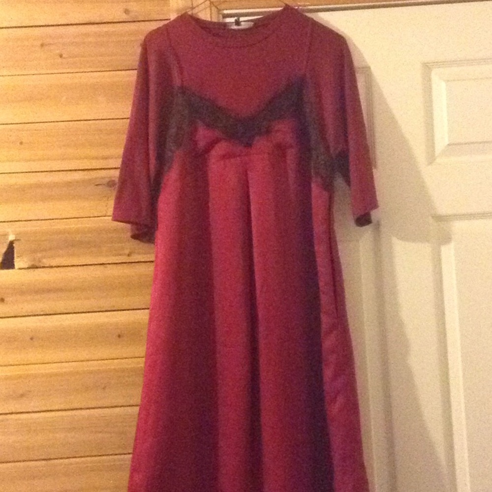 Cute dress!